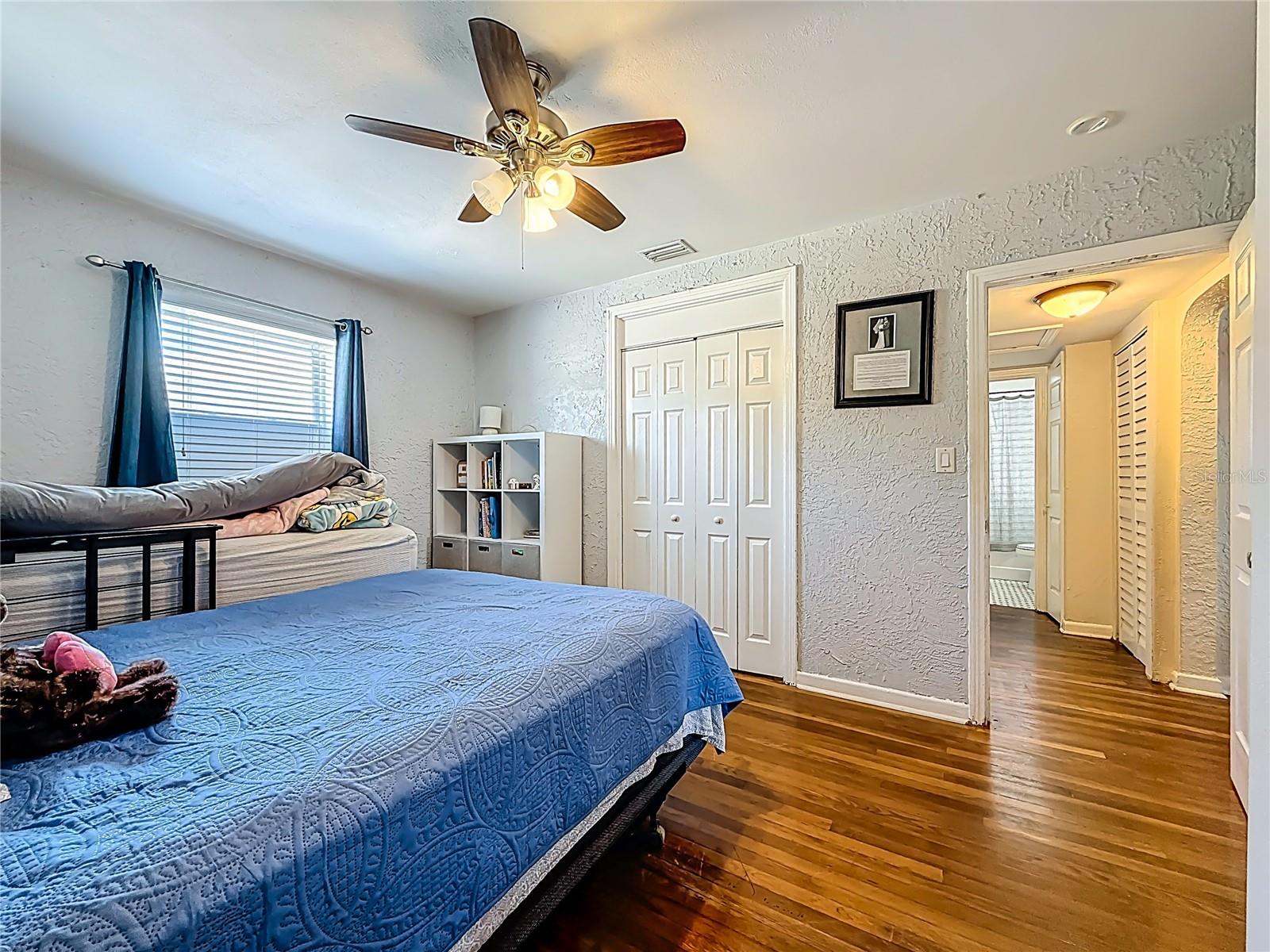 550 40TH ST S, ST PETERSBURG, FL, 33711