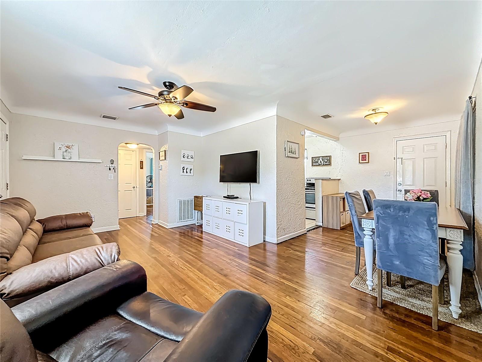 550 40TH ST S, ST PETERSBURG, FL, 33711