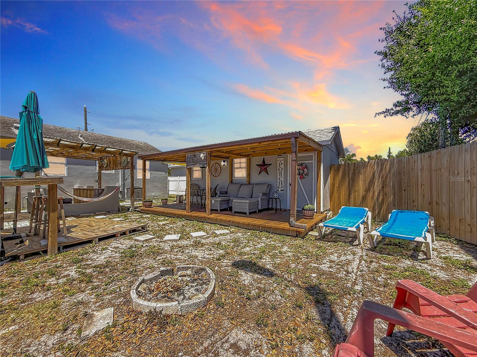 550 40TH ST S, ST PETERSBURG, FL, 33711