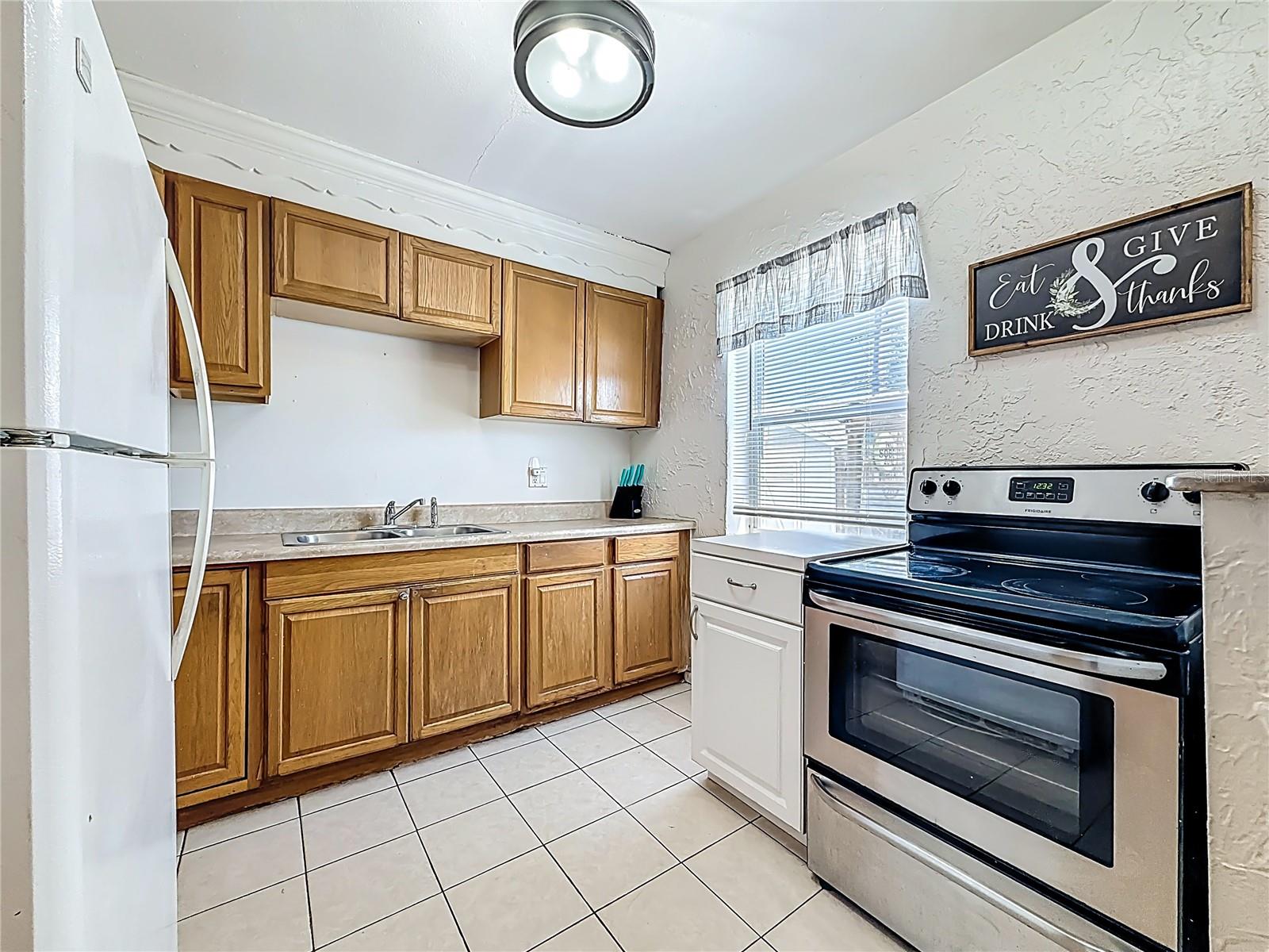 550 40TH ST S, ST PETERSBURG, FL, 33711