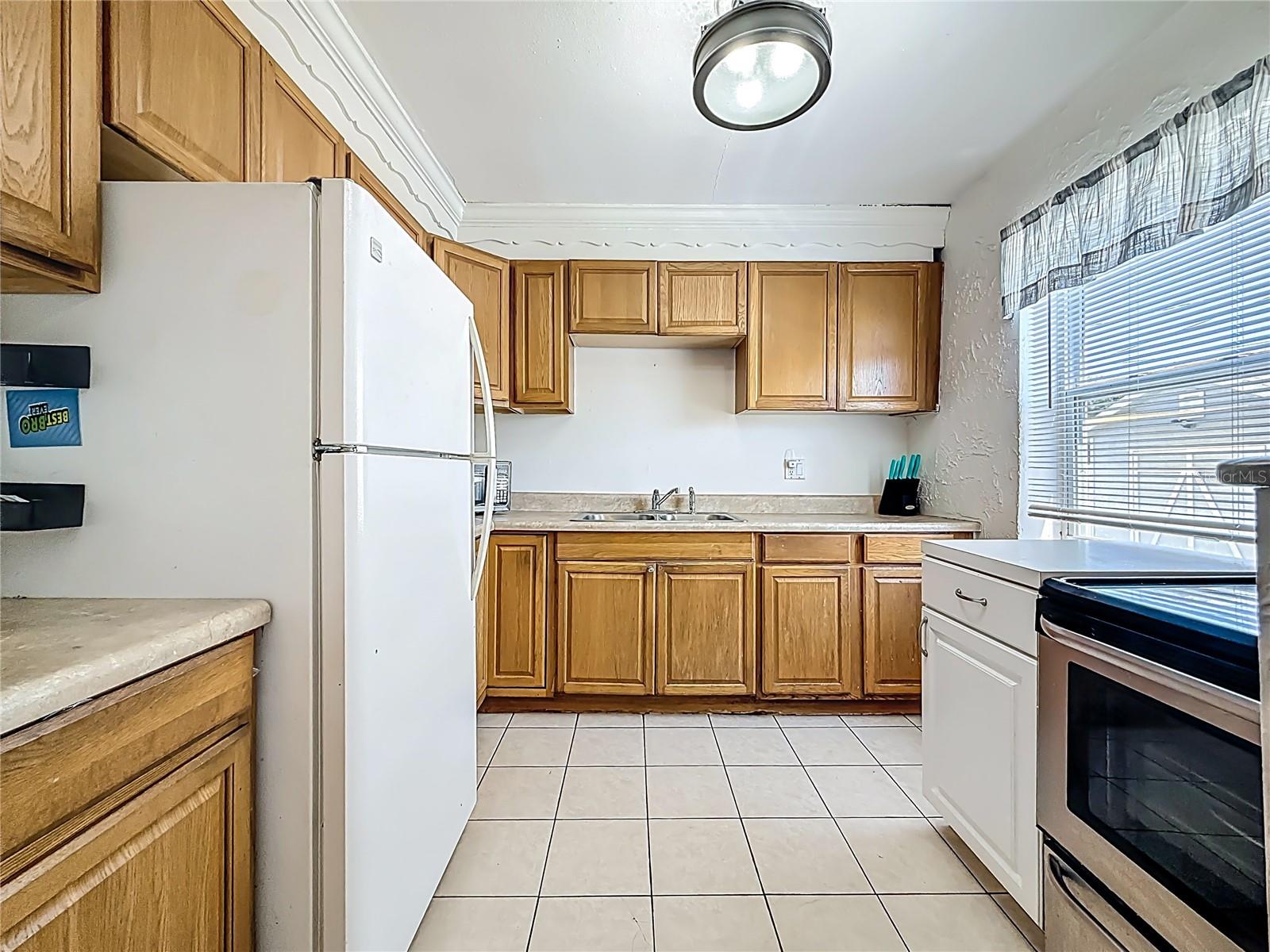 550 40TH ST S, ST PETERSBURG, FL, 33711