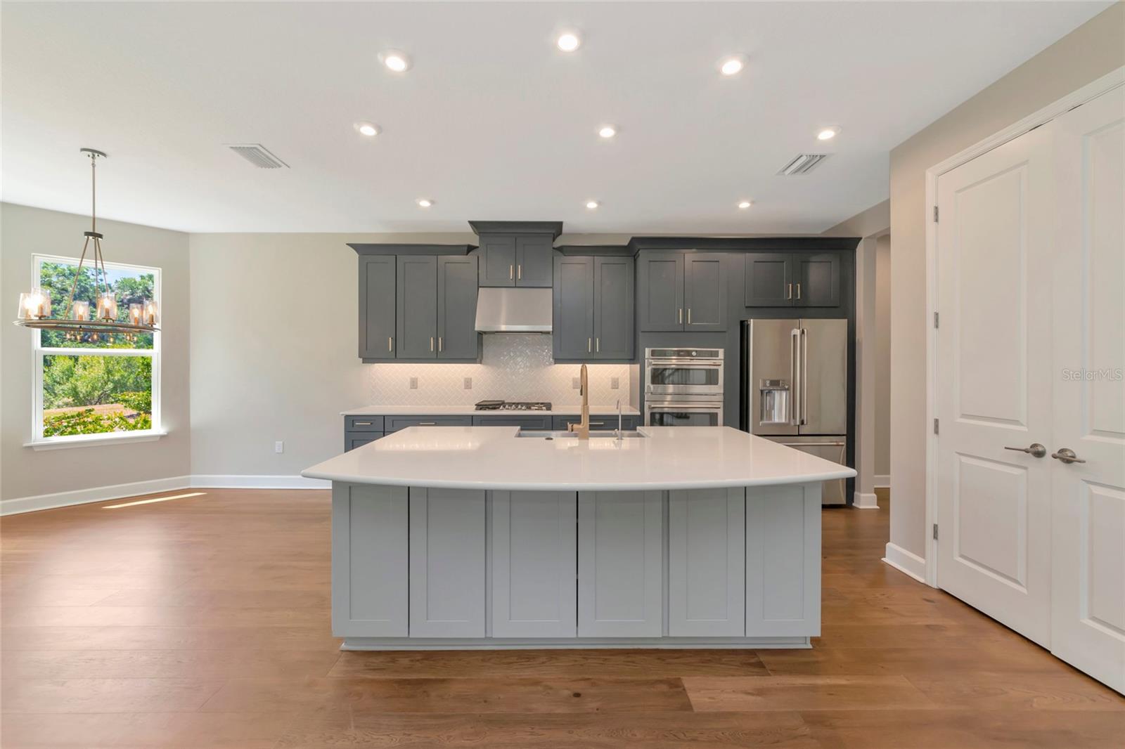 10187 MILKY WAY CIR, SARASOTA, FL, 34241