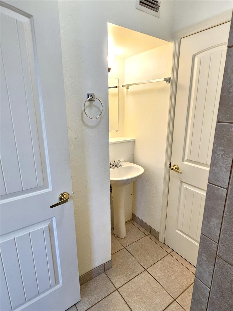 323 PALMETTO RD W, NOKOMIS, FL, 34275