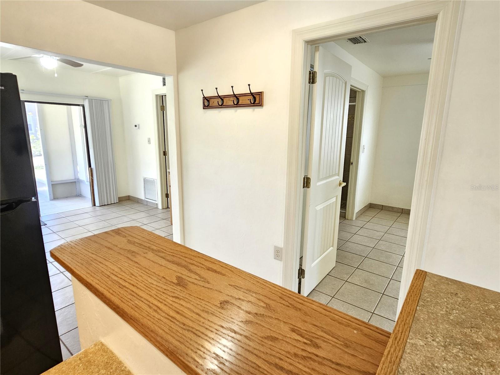 323 PALMETTO RD W, NOKOMIS, FL, 34275