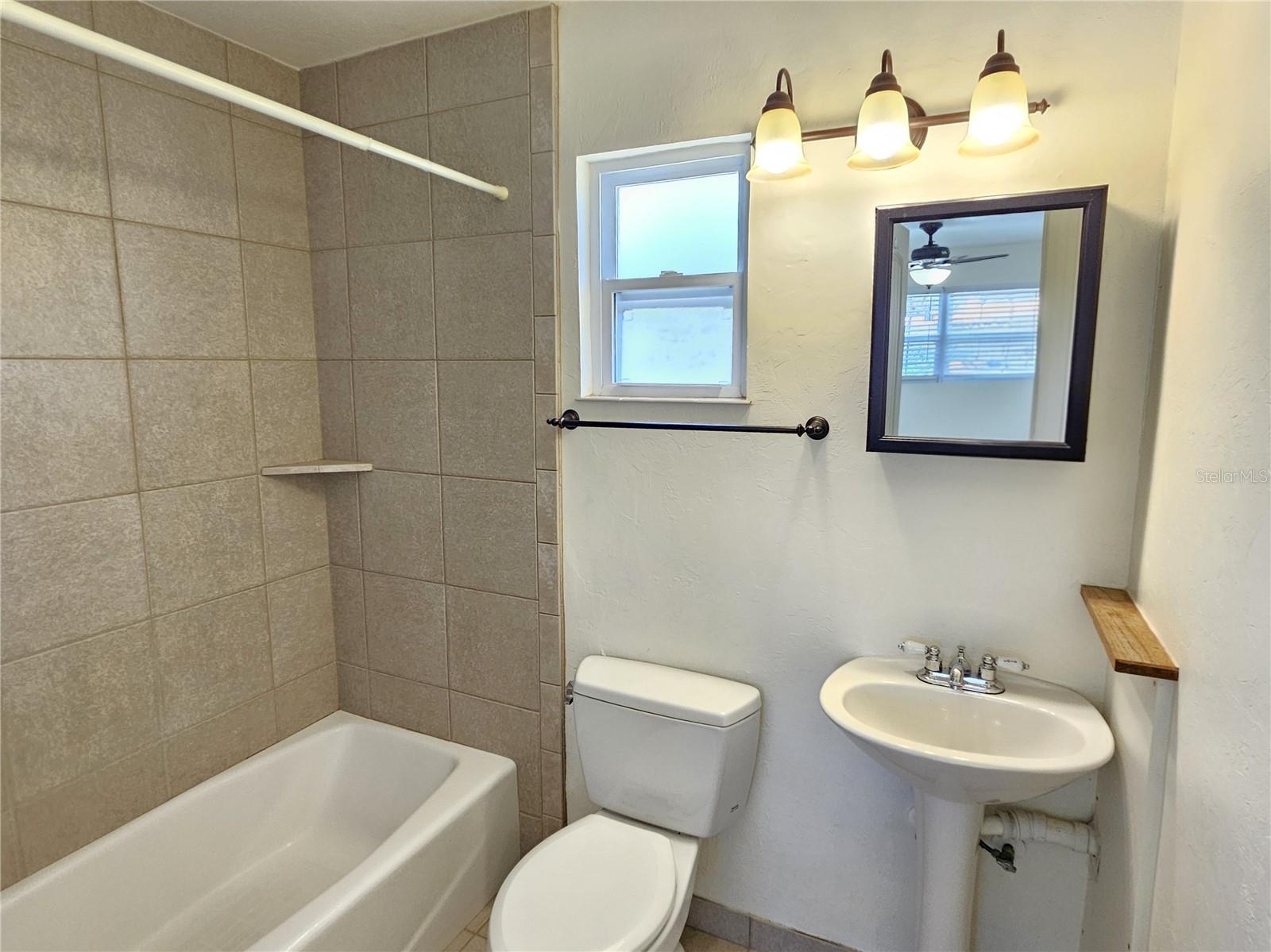 323 PALMETTO RD W, NOKOMIS, FL, 34275