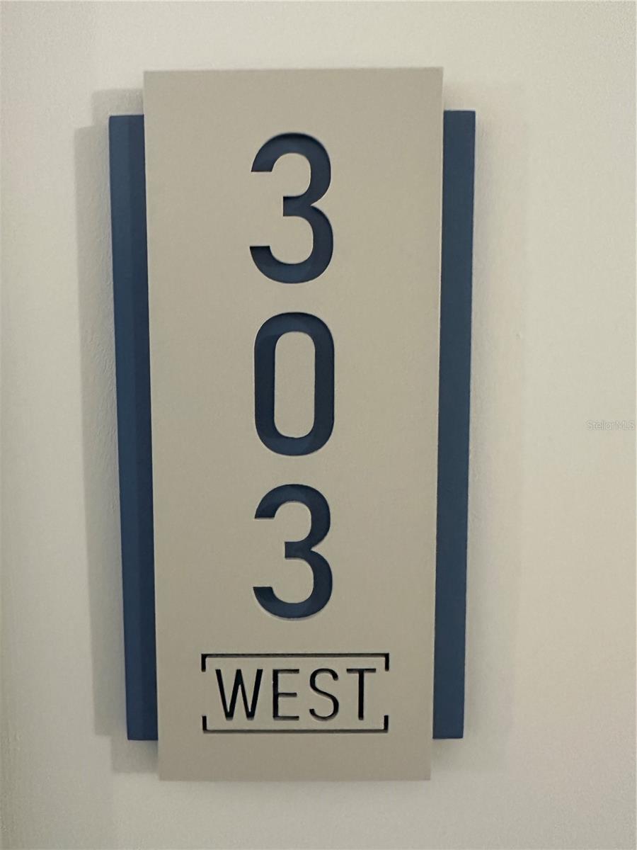 1 KEY CAPRI #303W, TREASURE ISLAND, FL, 33706