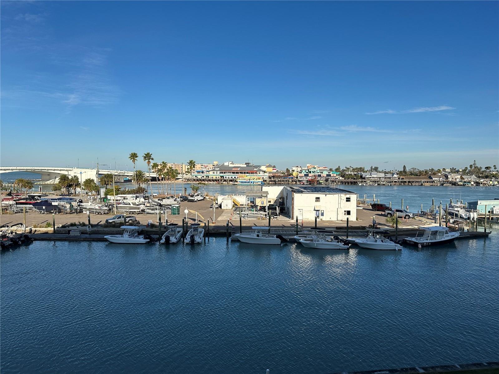 1 KEY CAPRI #303W, TREASURE ISLAND, FL, 33706