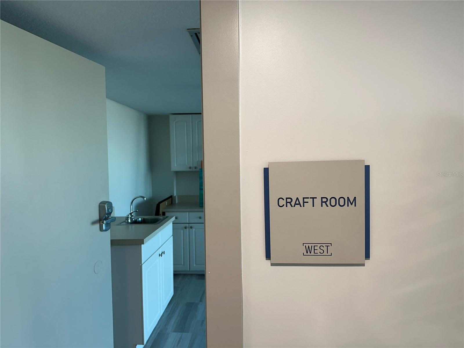 1 KEY CAPRI #303W, TREASURE ISLAND, FL, 33706