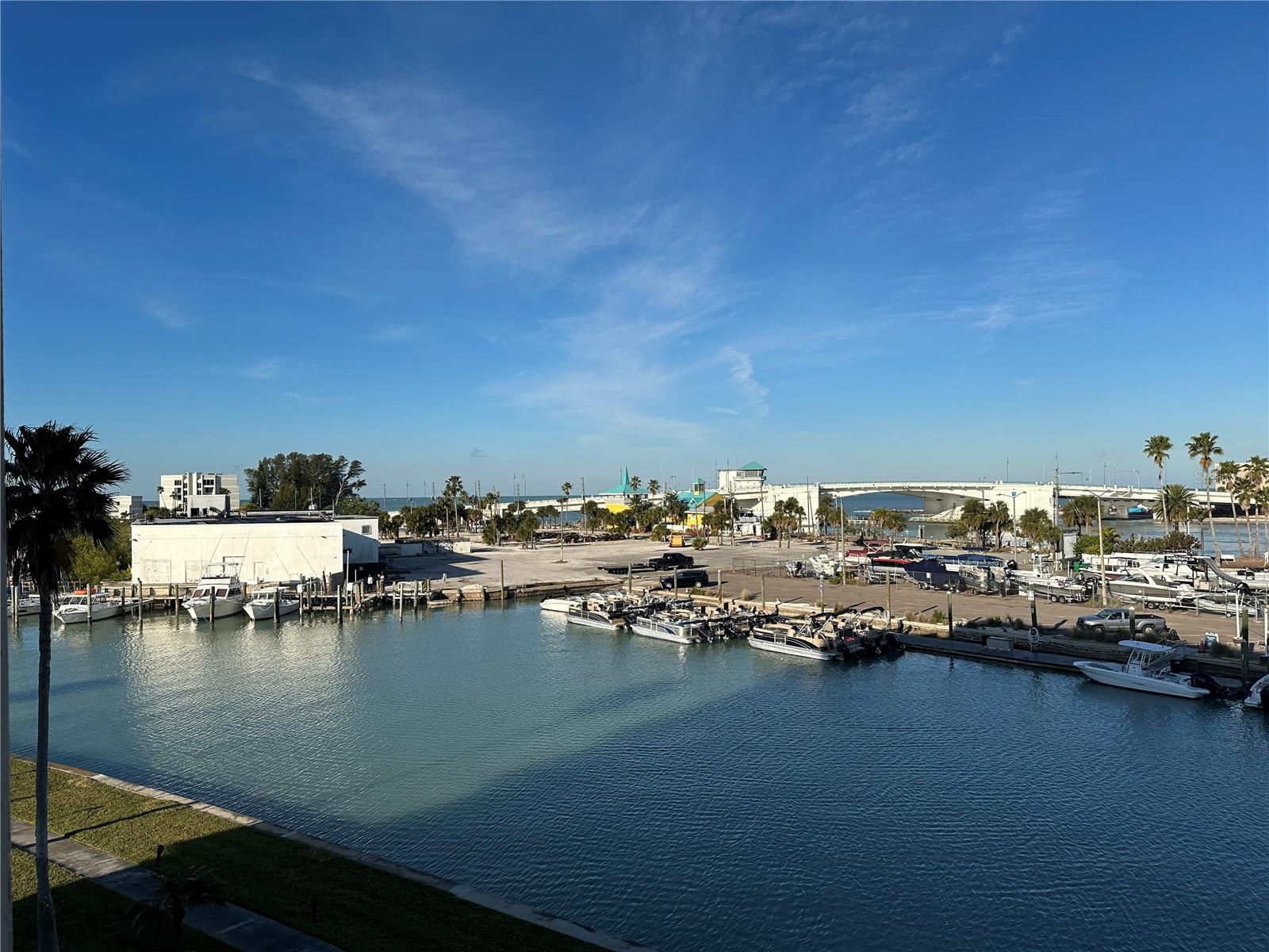 1 KEY CAPRI #303W, TREASURE ISLAND, FL, 33706