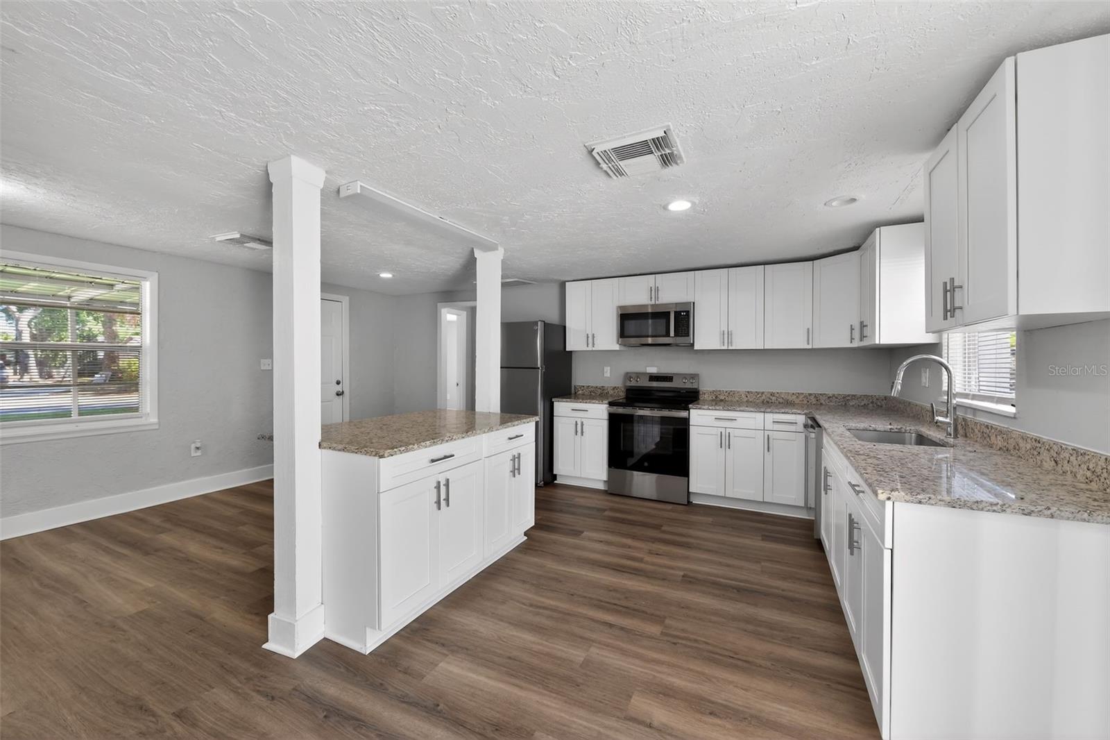 1150 52ND ST, SARASOTA, FL, 34234