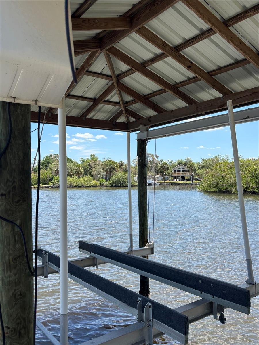 9922 ALAVISTA DR, GIBSONTON, FL, 33534