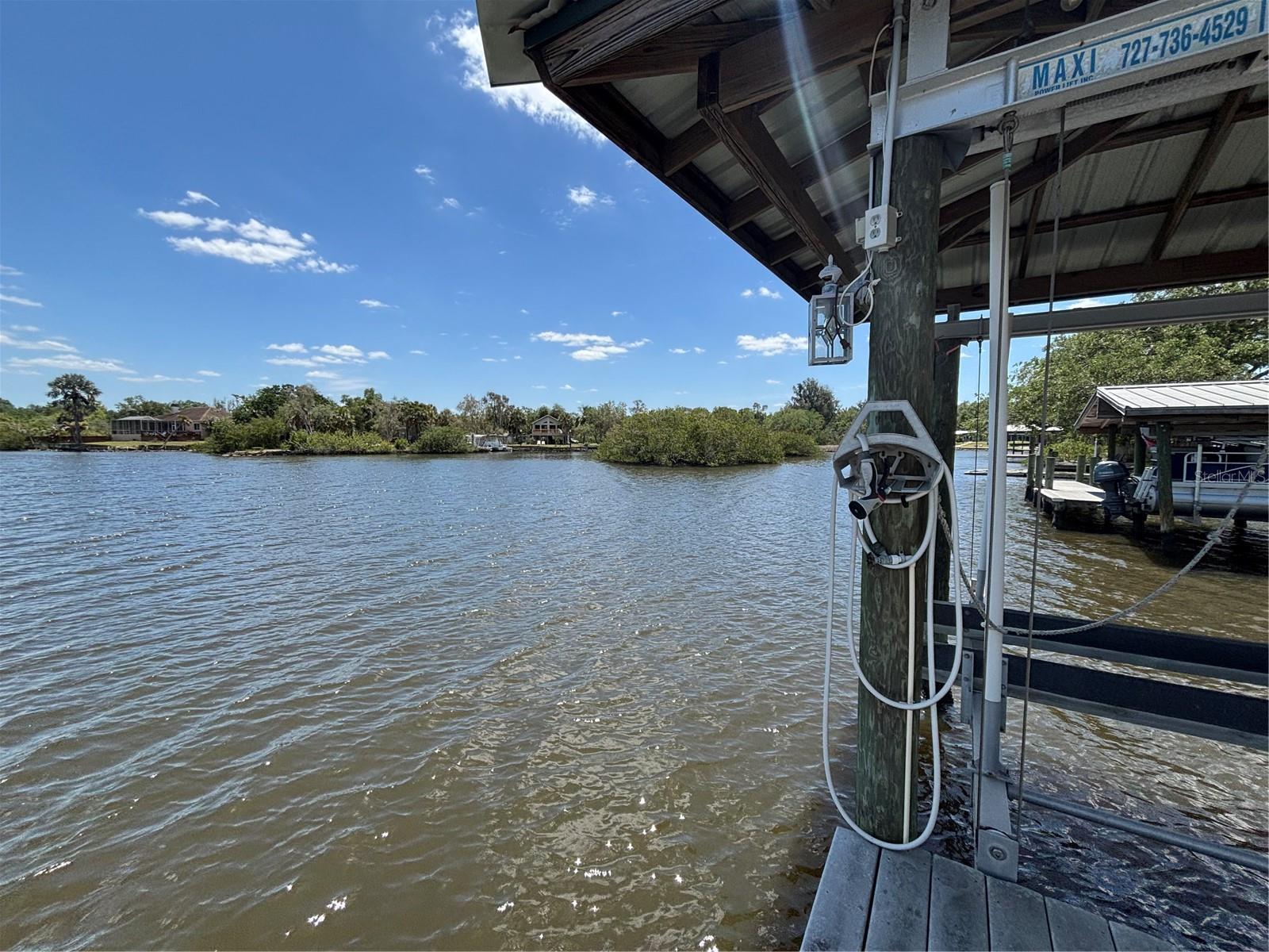 9922 ALAVISTA DR, GIBSONTON, FL, 33534