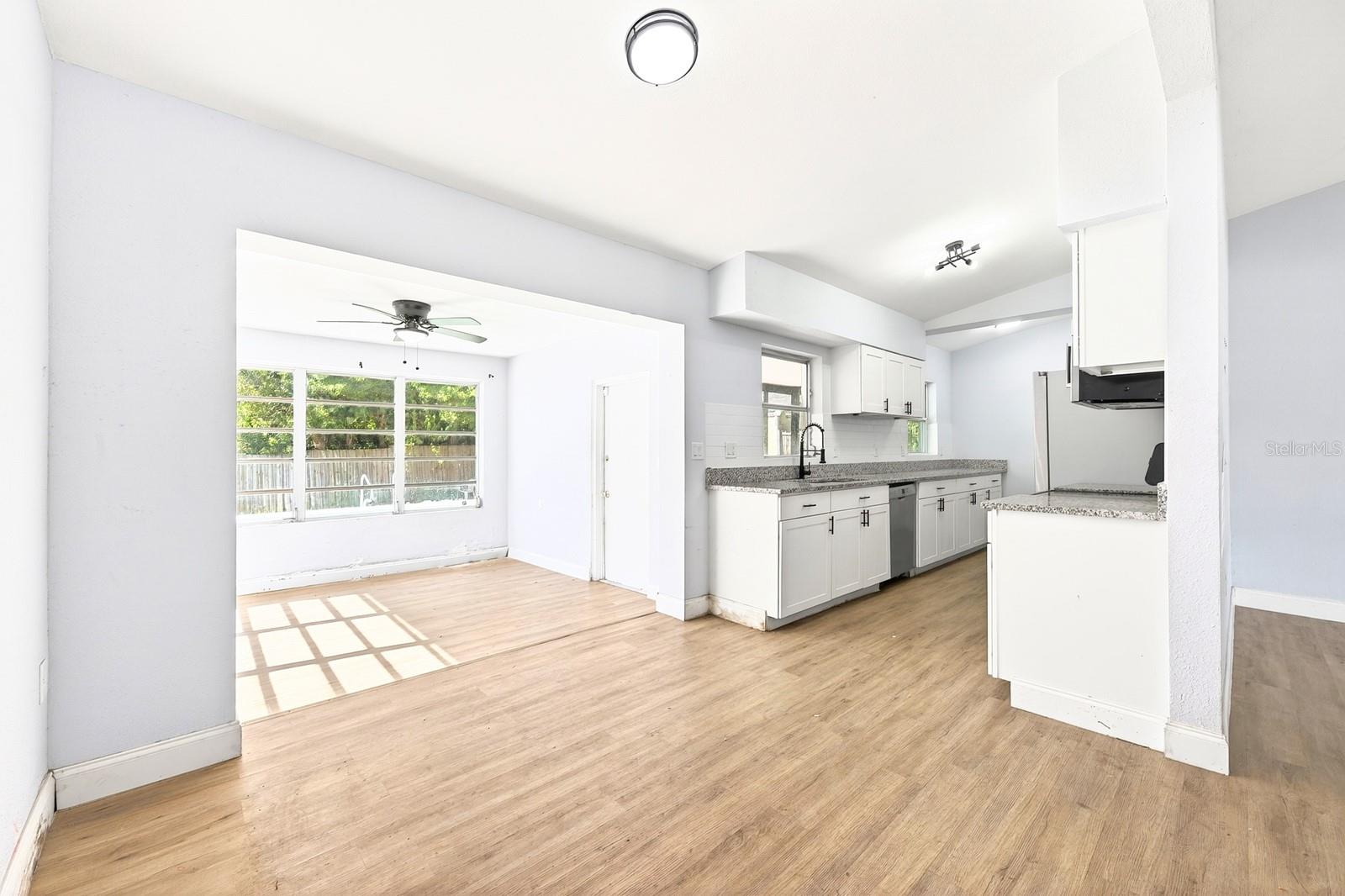 1412 LAKECREST DR, APOPKA, FL, 32703