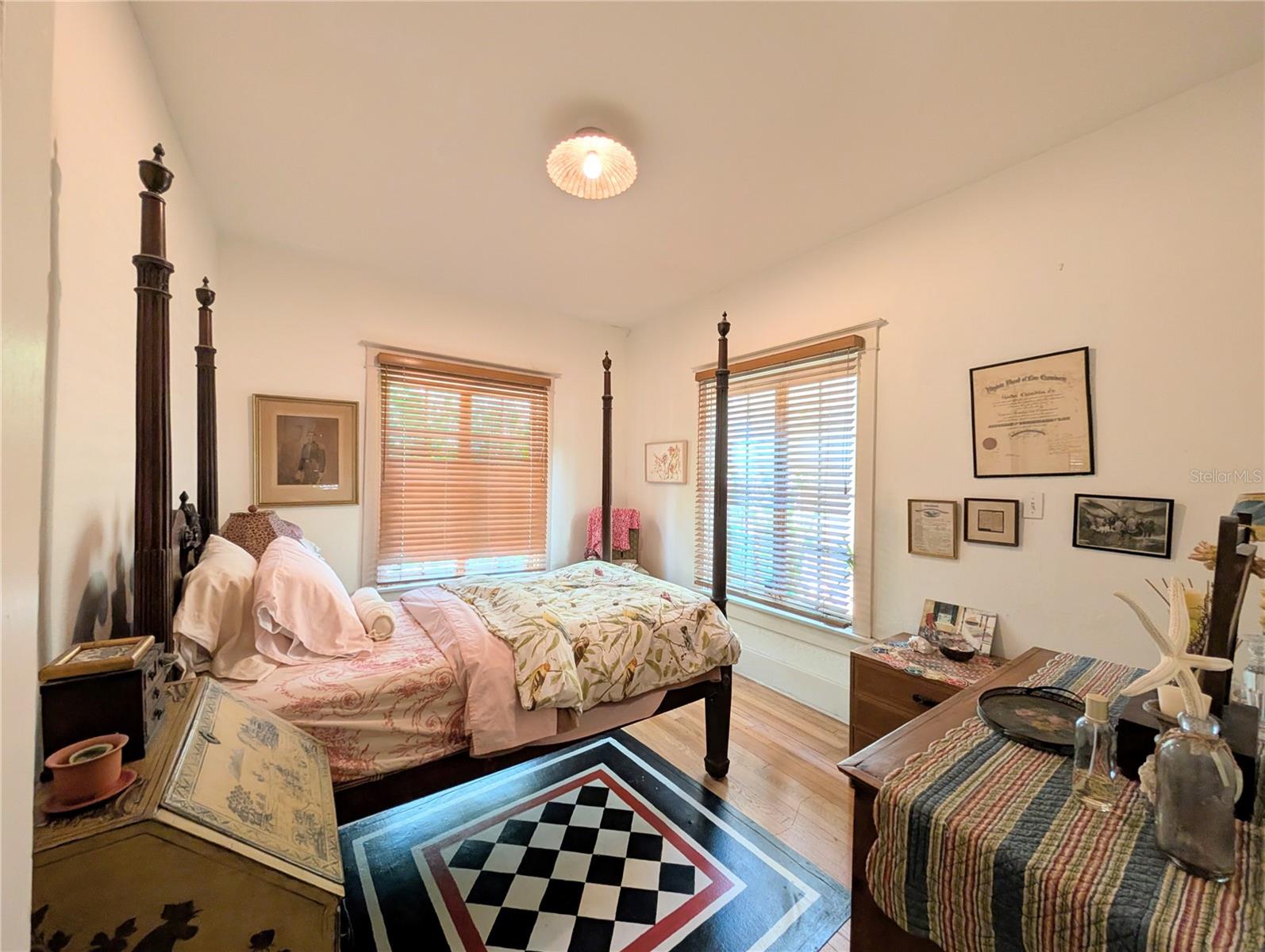 1701 SIESTA DR, SARASOTA, FL, 34239