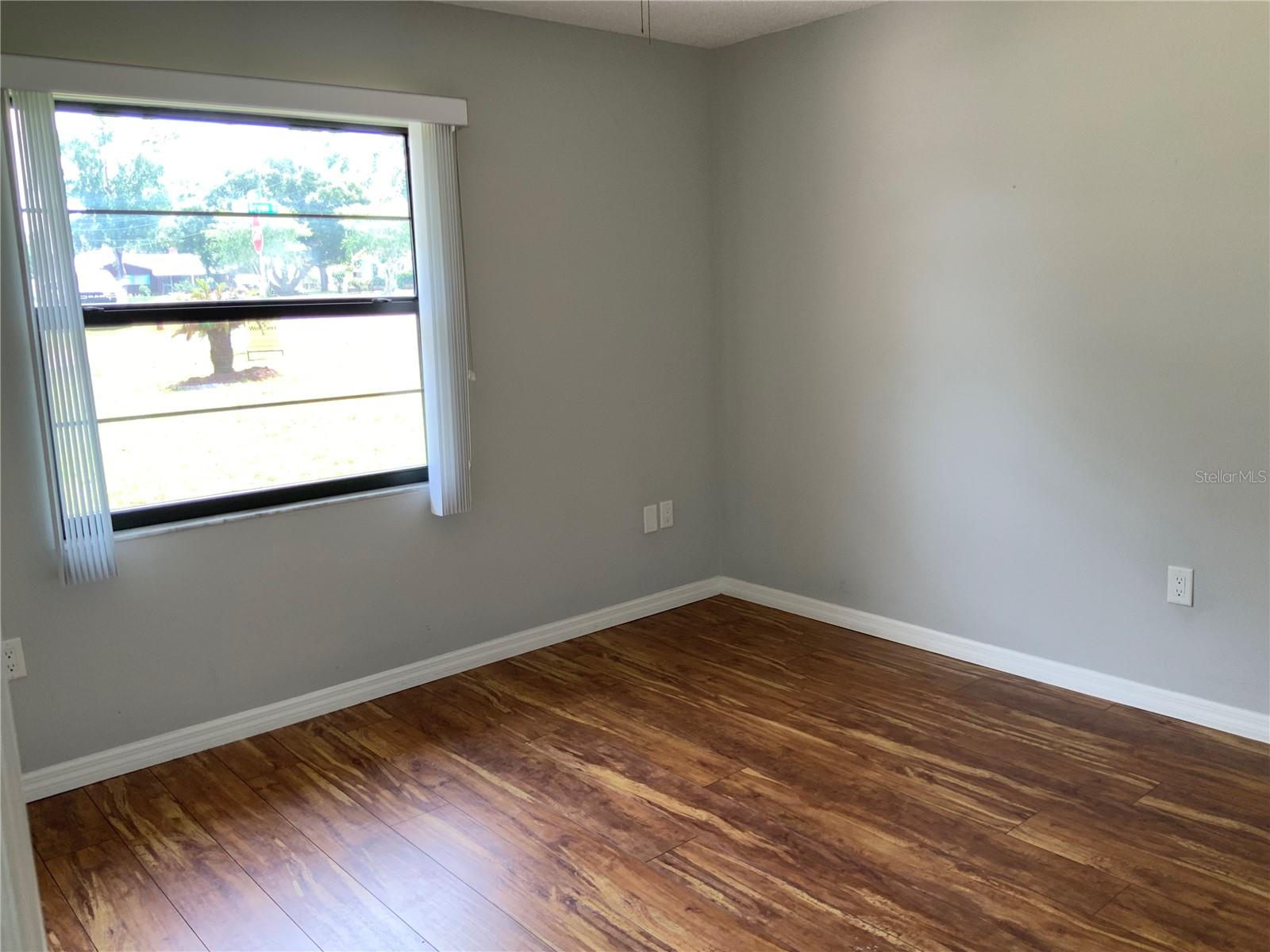 200 BRYAN ST, EUSTIS, FL, 32726