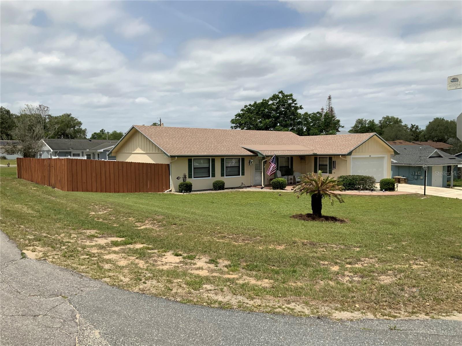 200 BRYAN ST, EUSTIS, FL, 32726