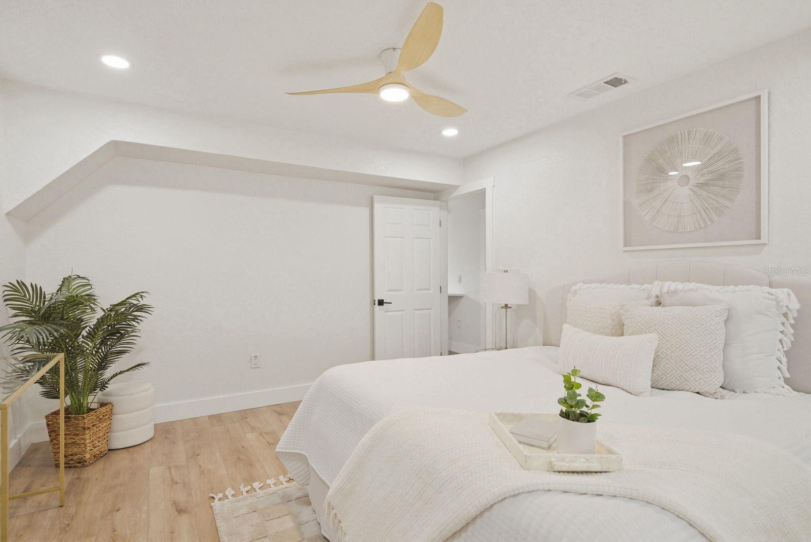 4438 W WYOMING AVE, TAMPA, FL, 33616