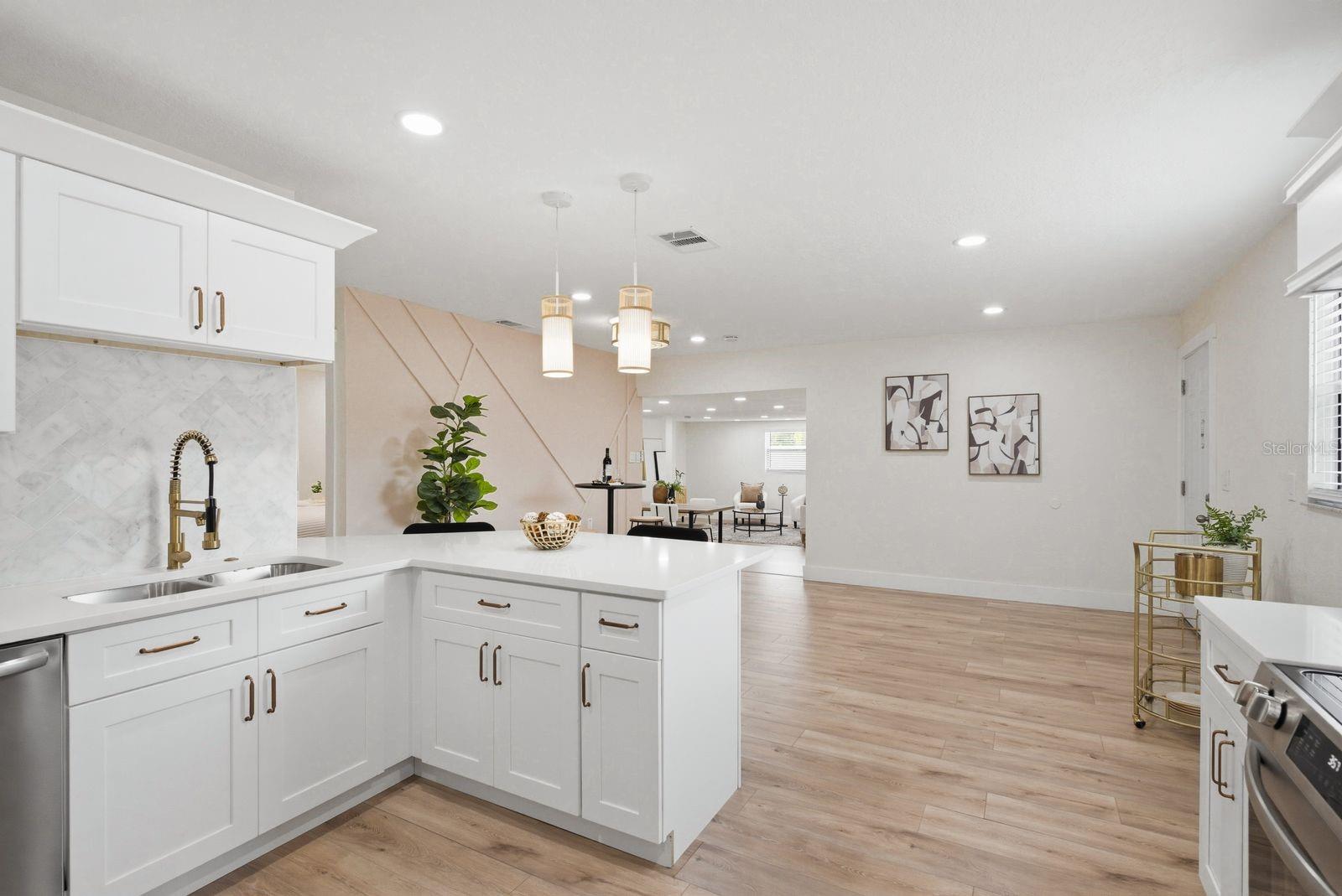 4438 W WYOMING AVE, TAMPA, FL, 33616