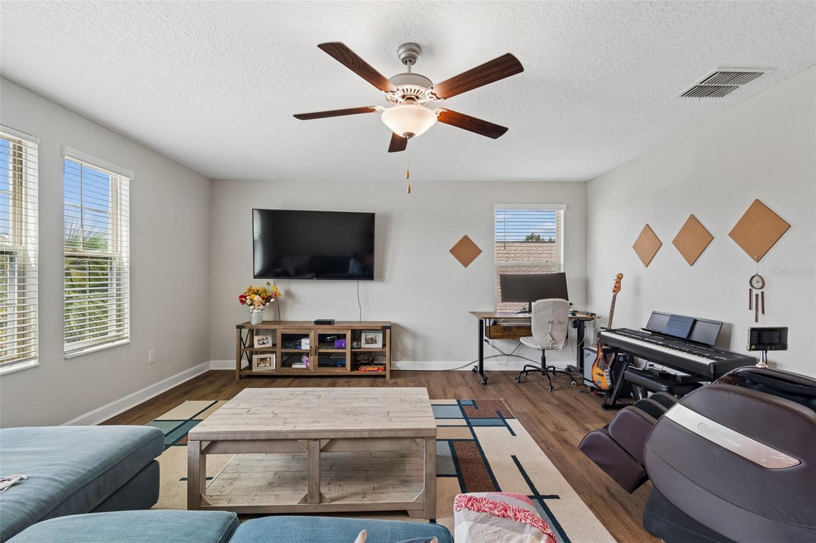 32237 WATOGA LOOP, WESLEY CHAPEL, FL, 33543