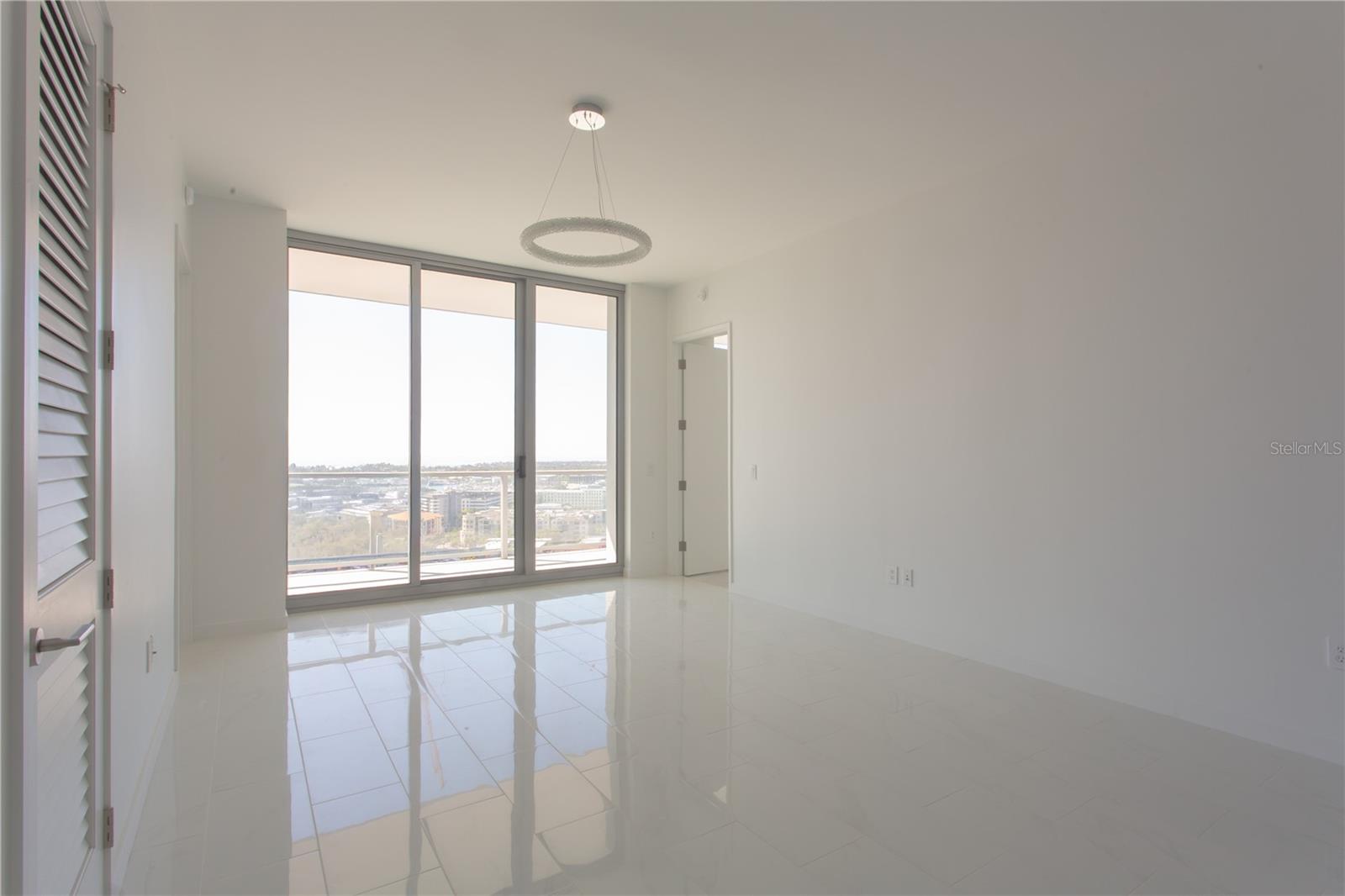 400 CENTRAL AVE #1806, ST PETERSBURG, FL, 33701