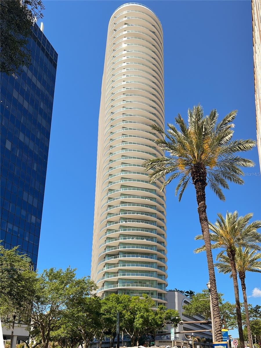 400 CENTRAL AVE #1806, ST PETERSBURG, FL, 33701