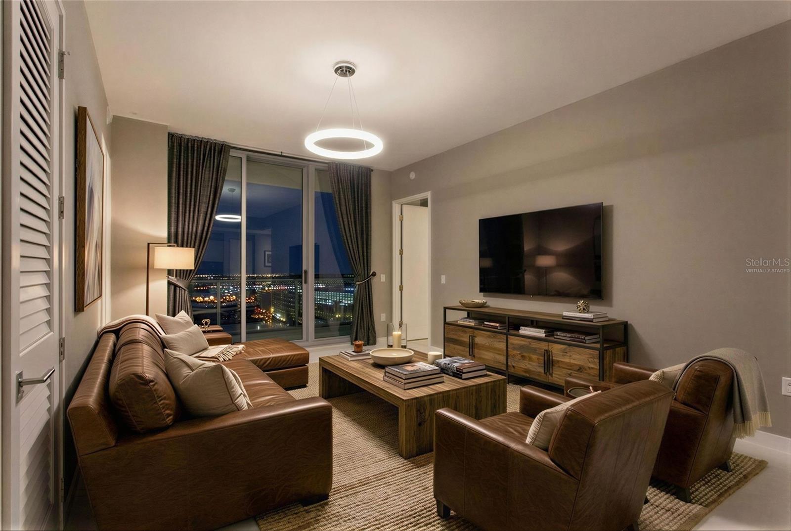 400 CENTRAL AVE #1806, ST PETERSBURG, FL, 33701