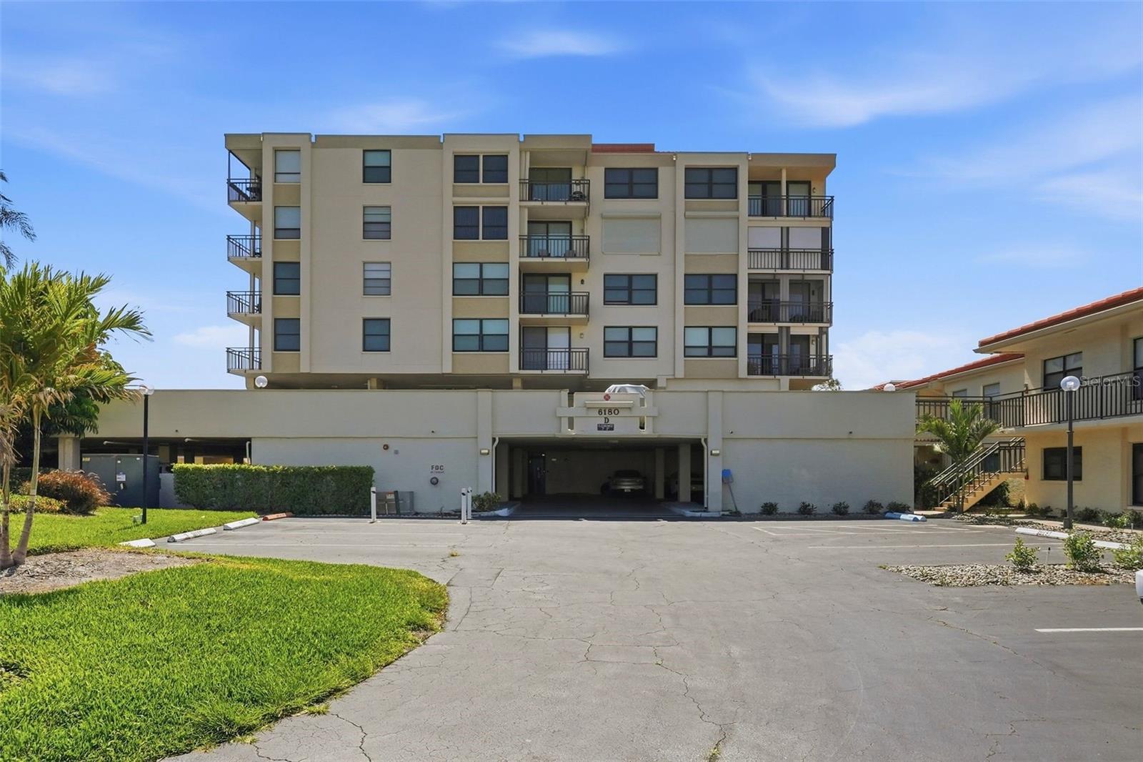 6180 SUN BLVD #307, ST PETERSBURG, FL, 33715