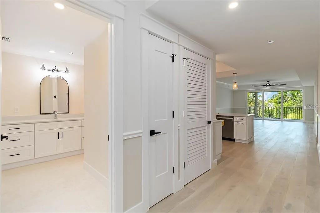 280 HIDDEN BAY DR #302, OSPREY, FL, 34229