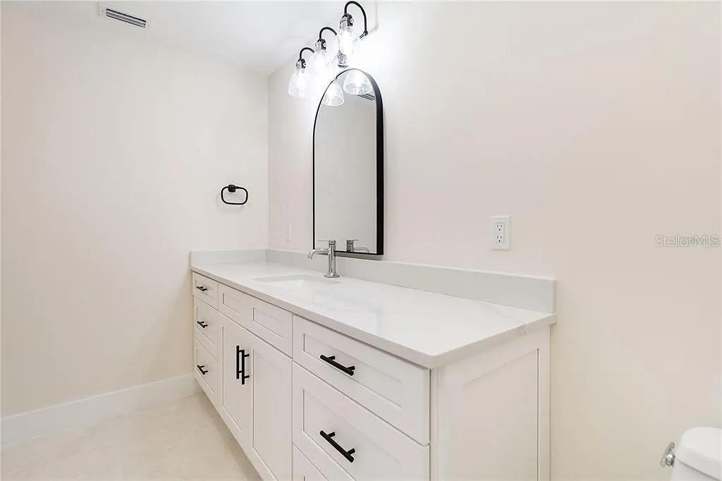 280 HIDDEN BAY DR #302, OSPREY, FL, 34229