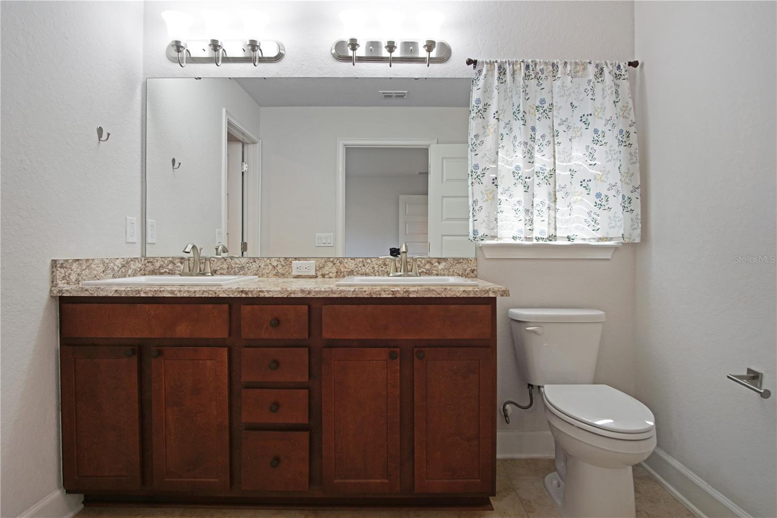 1217 FOREST HILLS DR, HAINES CITY, FL, 33844