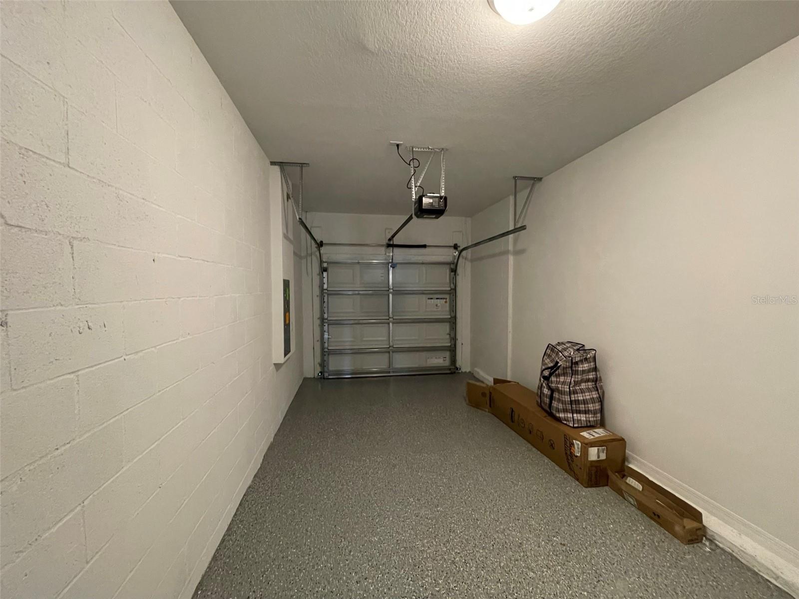 29850 SOUTHWELL LN, WESLEY CHAPEL, FL, 33543