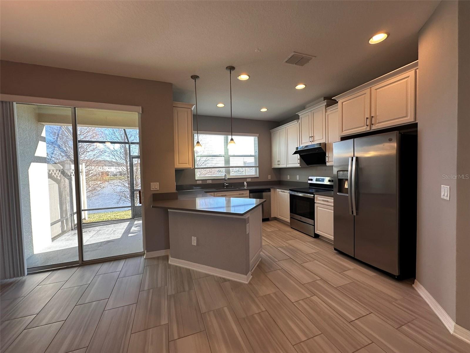 29850 SOUTHWELL LN, WESLEY CHAPEL, FL, 33543