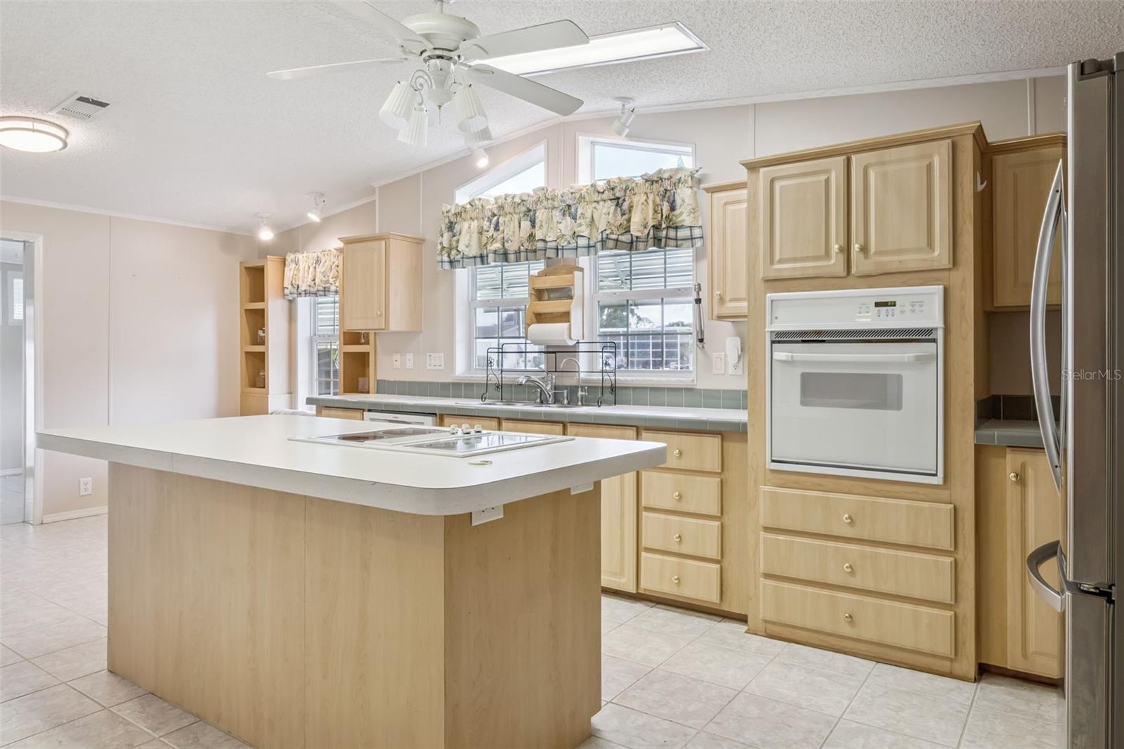 5274 ISLAND VIEW CIR N, POLK CITY, FL, 33868
