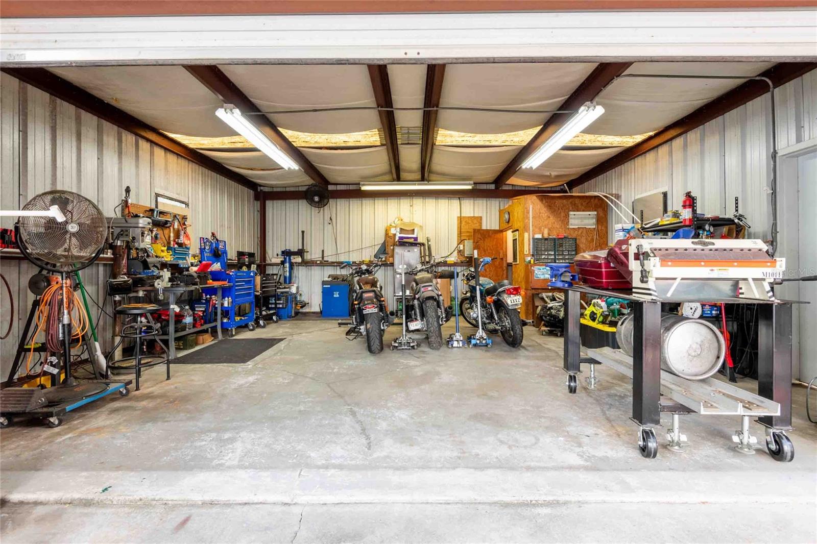 7003 N HOWARD AVE, TAMPA, FL, 33604