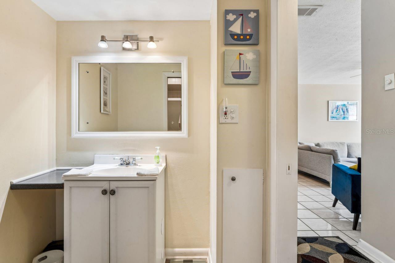 4363 TAHITIAN GARDENS CIR #B, HOLIDAY, FL, 34691