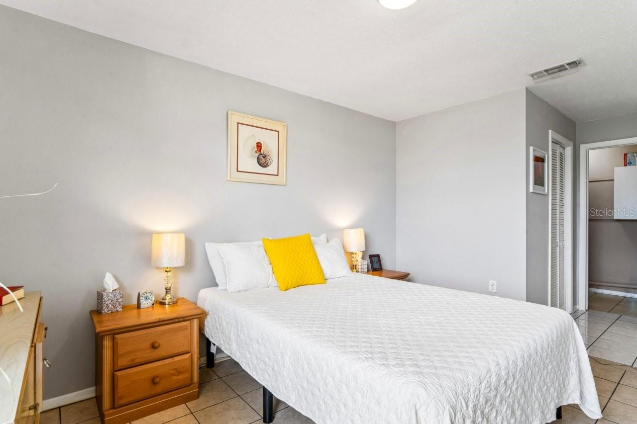 4363 TAHITIAN GARDENS CIR #B, HOLIDAY, FL, 34691