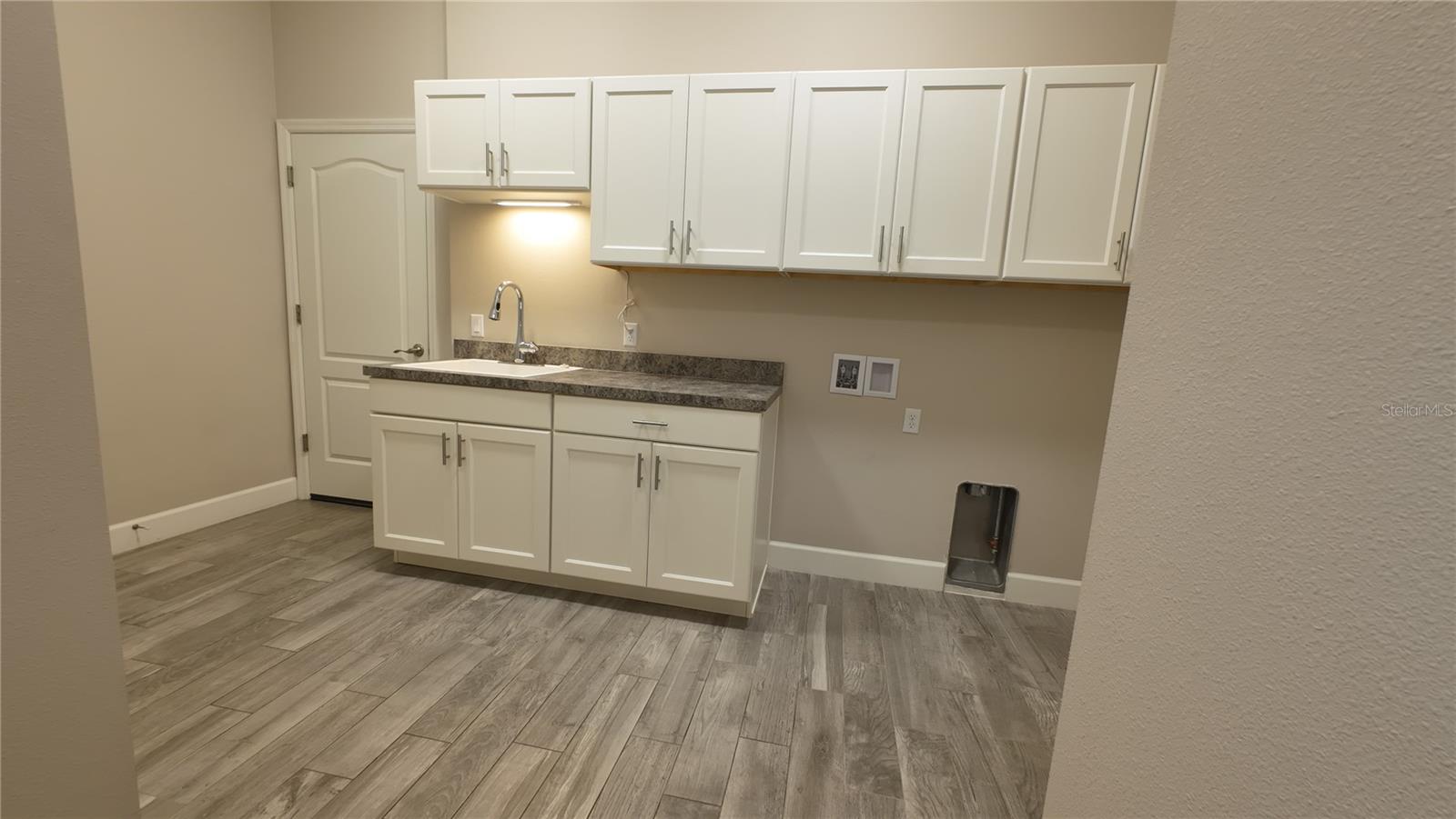 2120 SOUTHERN OAKS LN, LAKELAND, FL, 33813