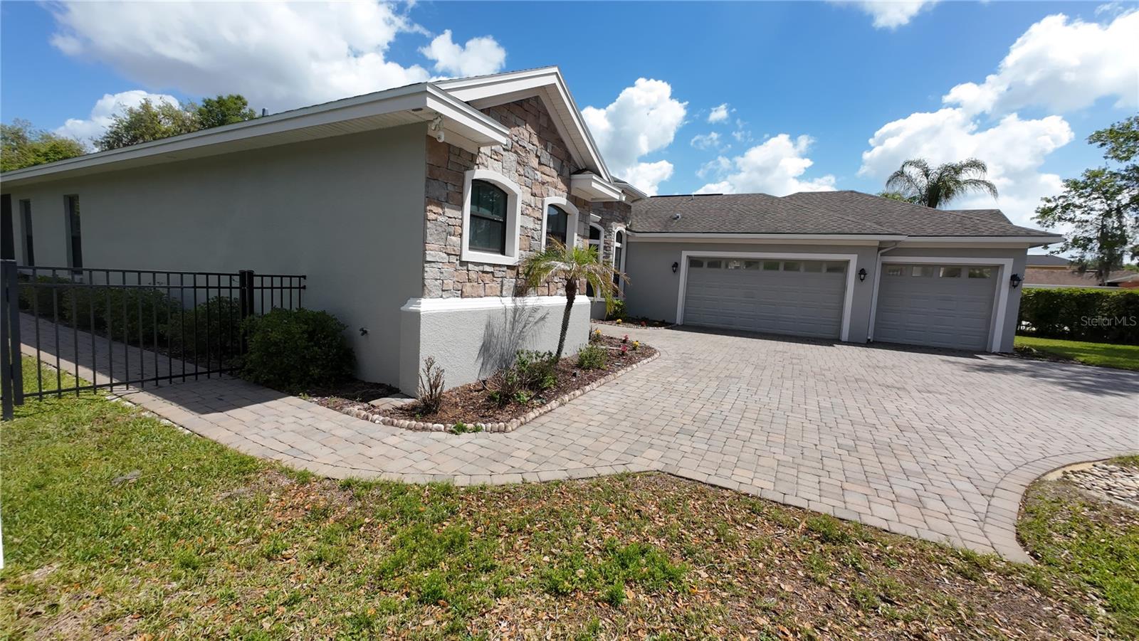2120 SOUTHERN OAKS LN, LAKELAND, FL, 33813