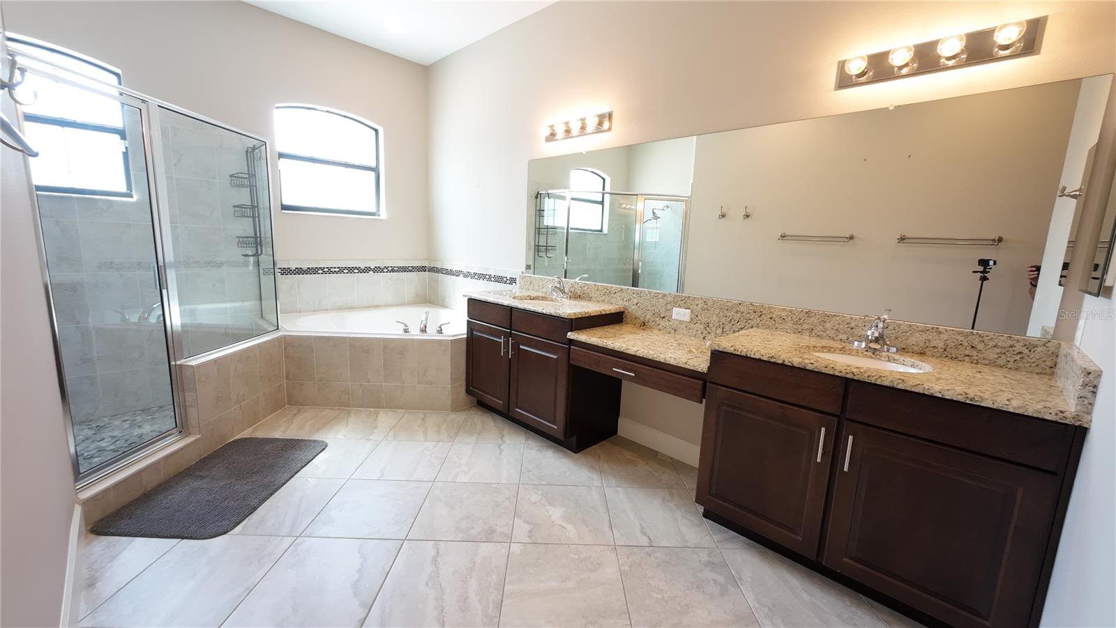 2120 SOUTHERN OAKS LN, LAKELAND, FL, 33813