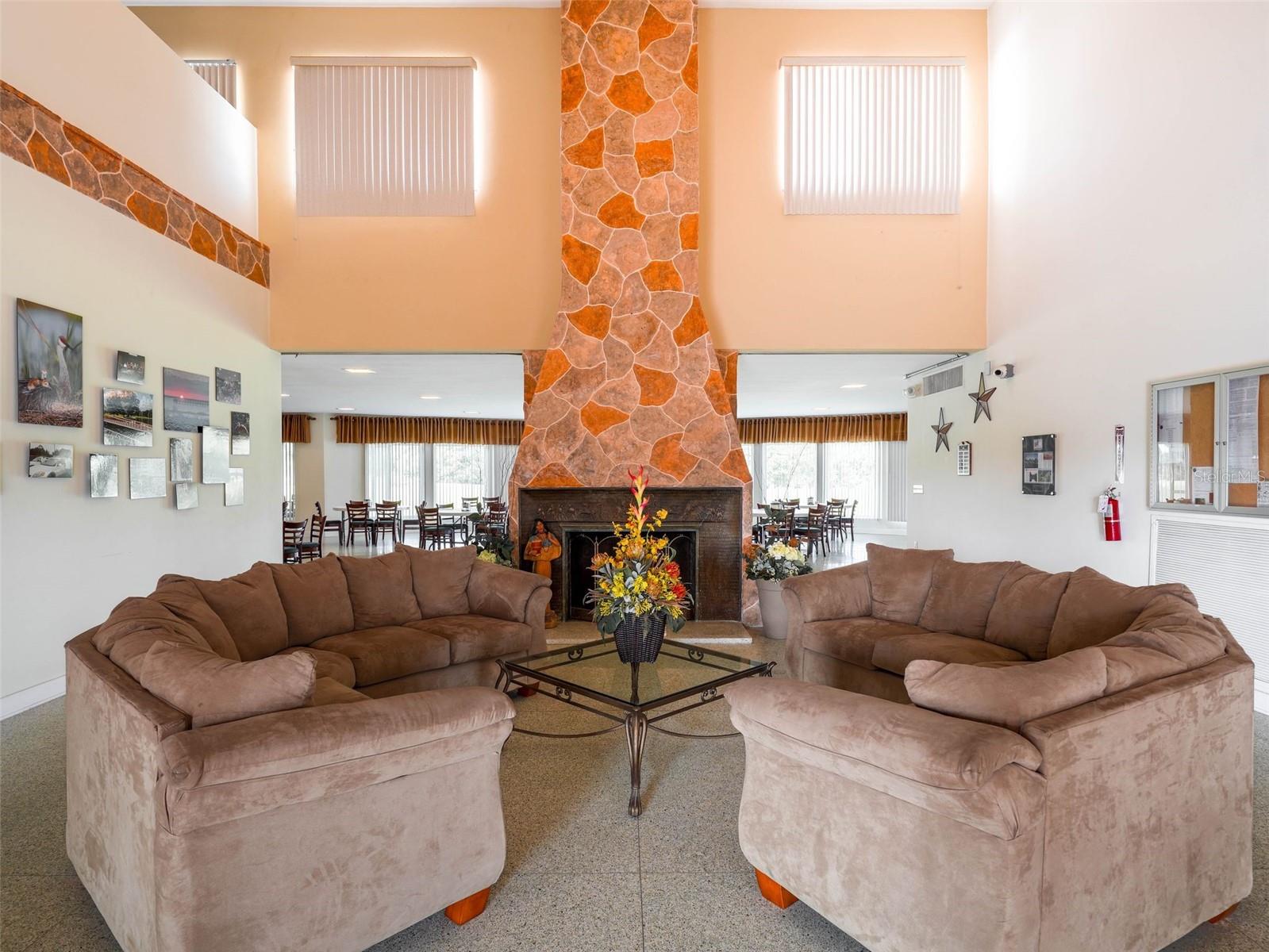 816 BOUGAINVILLE DR, INDIAN LAKE ESTATES, FL, 33855