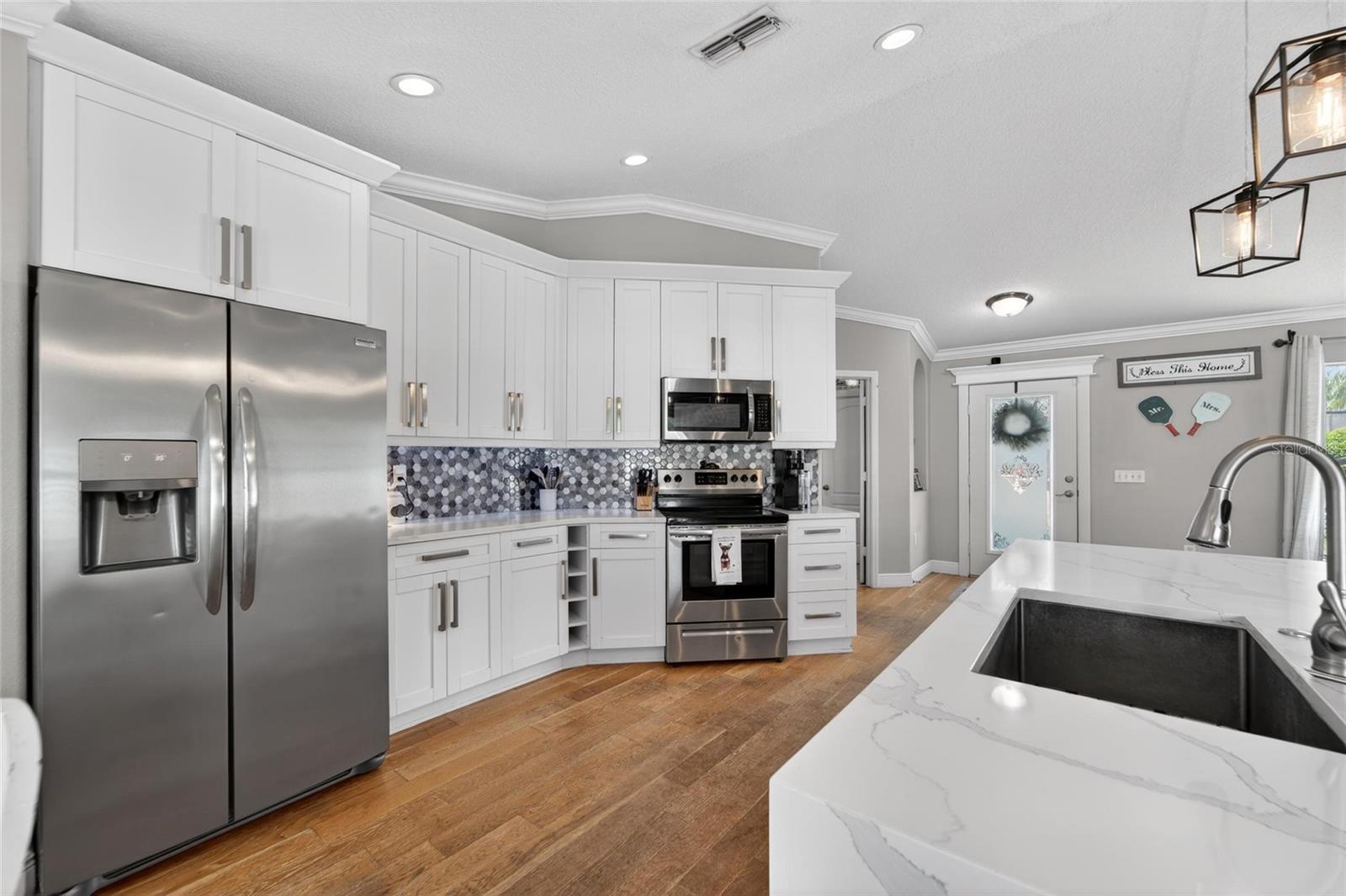 1730 CANOE DR, LUTZ, FL, 33559