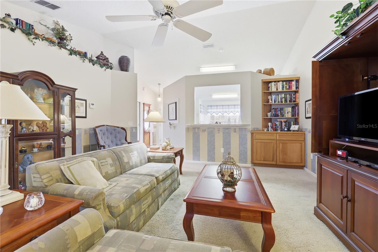 609 N 4TH AVE, DELTONA, FL, 32725