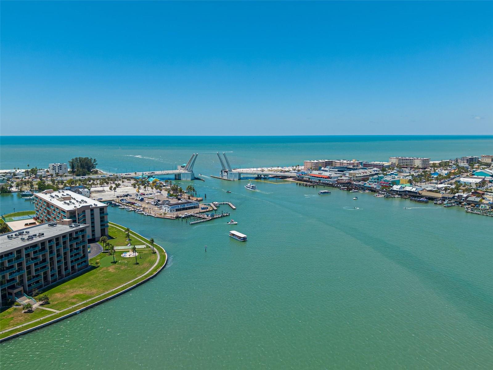 250 126TH AVE #104, TREASURE ISLAND, FL, 33706