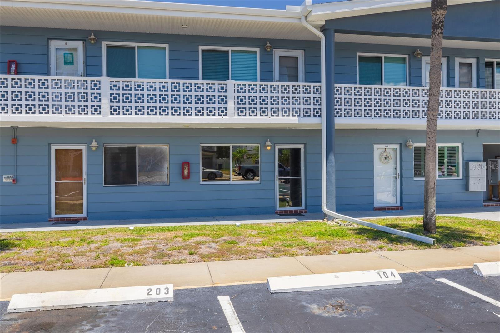 250 126TH AVE #104, TREASURE ISLAND, FL, 33706