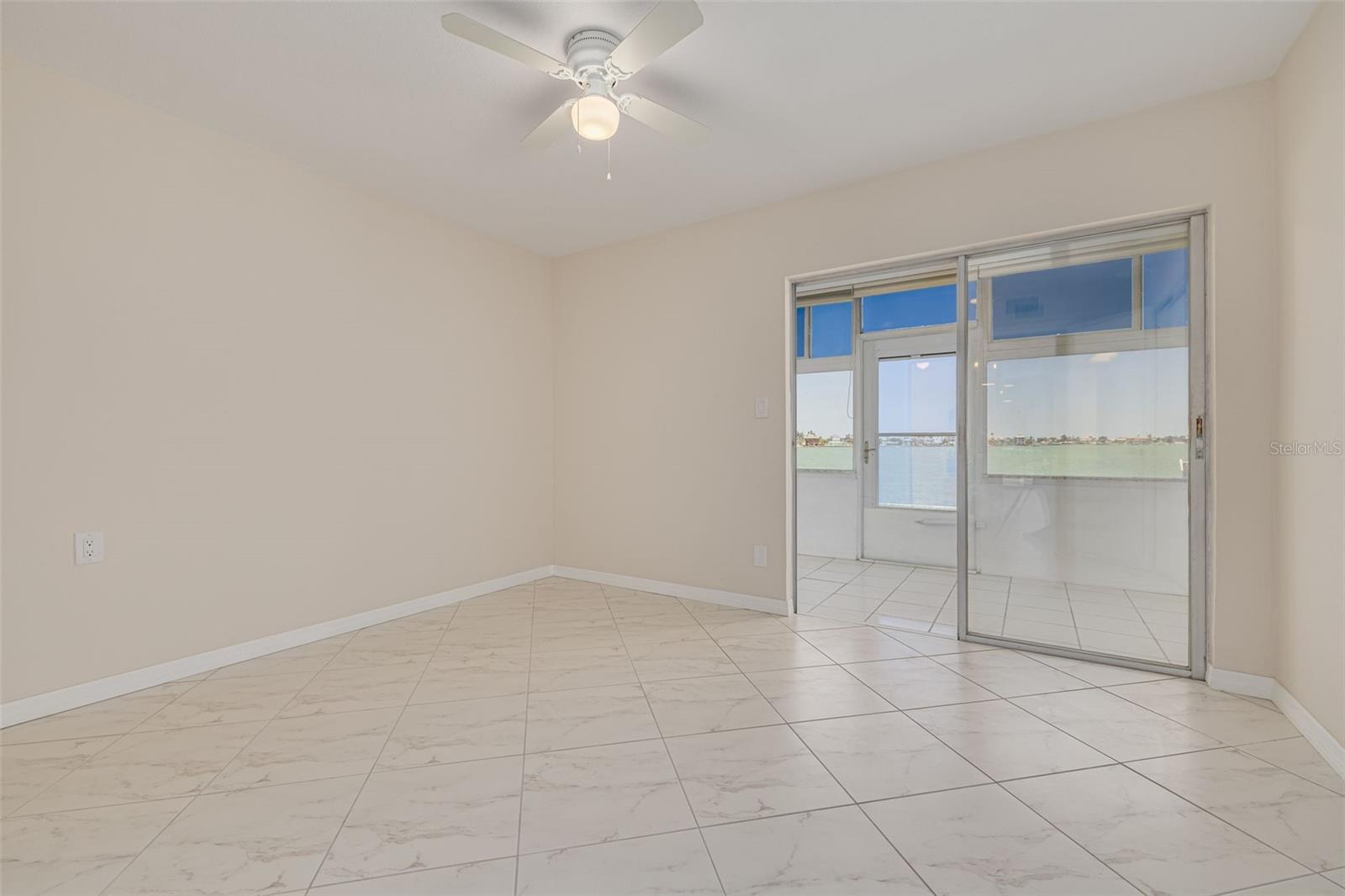 250 126TH AVE #104, TREASURE ISLAND, FL, 33706