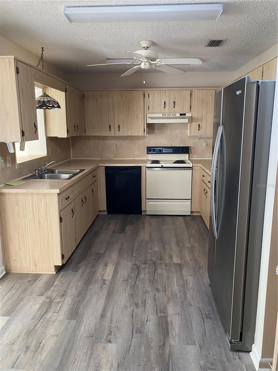 8666 SW 92ND LN #C, OCALA, FL, 34481