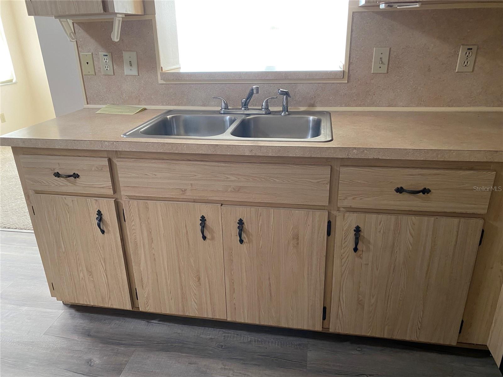 8666 SW 92ND LN #C, OCALA, FL, 34481