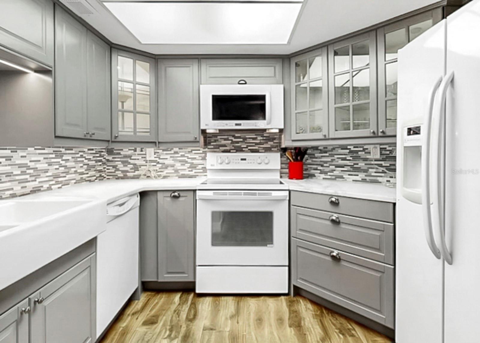 6504 SURFSIDE BLVD #4, APOLLO BEACH, FL, 33572