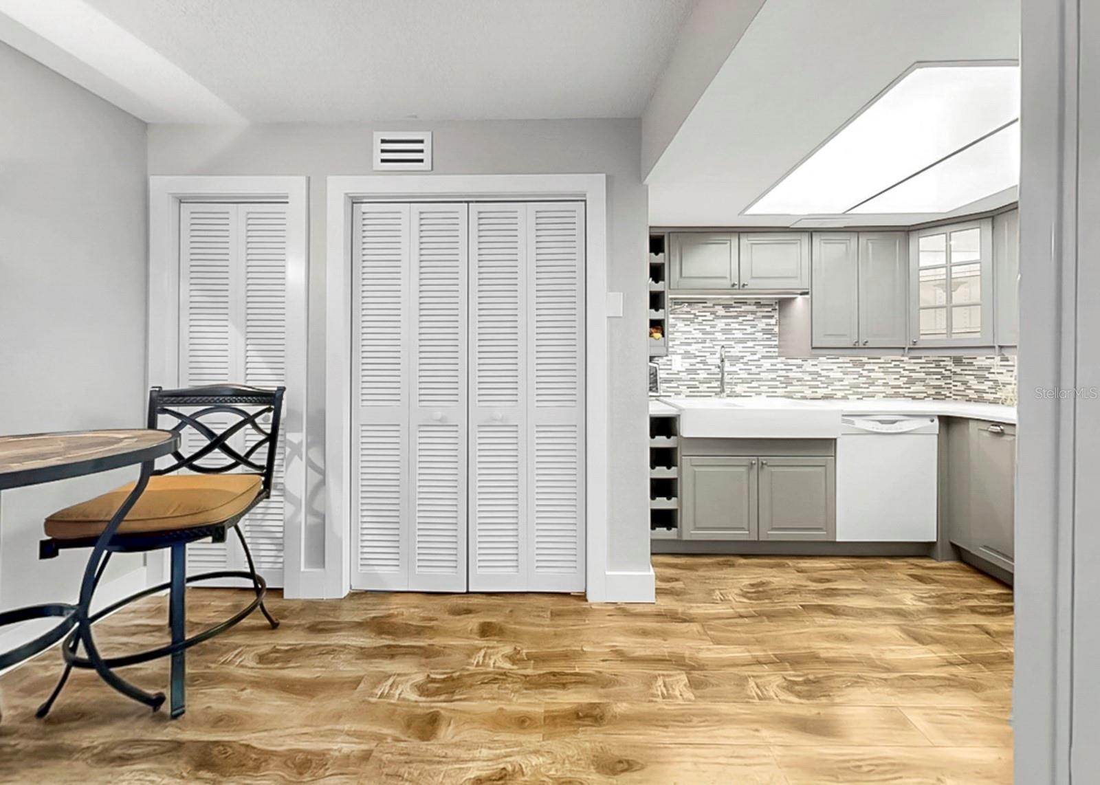 6504 SURFSIDE BLVD #4, APOLLO BEACH, FL, 33572