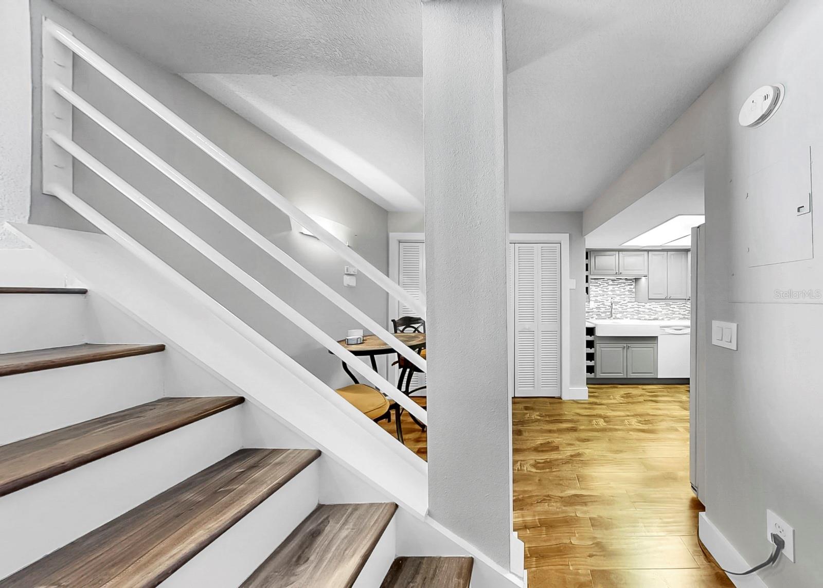 6504 SURFSIDE BLVD #4, APOLLO BEACH, FL, 33572